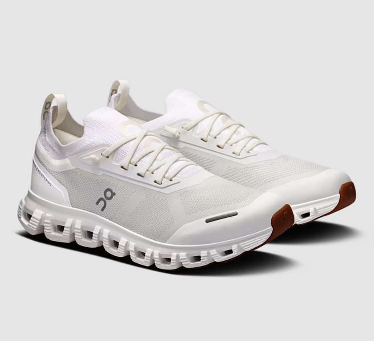On Running On Cloud 6 Versa Femme