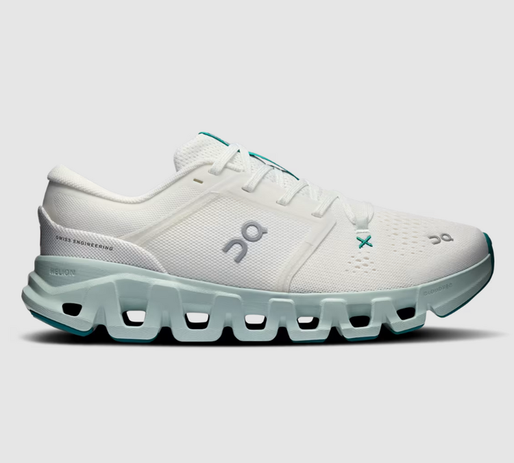 On Running On Cloud X5 Femme