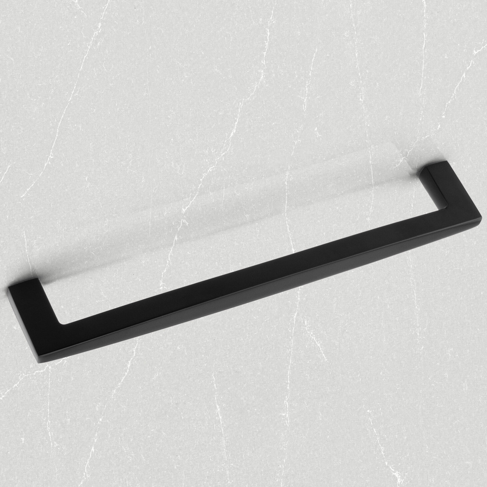 Marathon Hardware Tack Pull