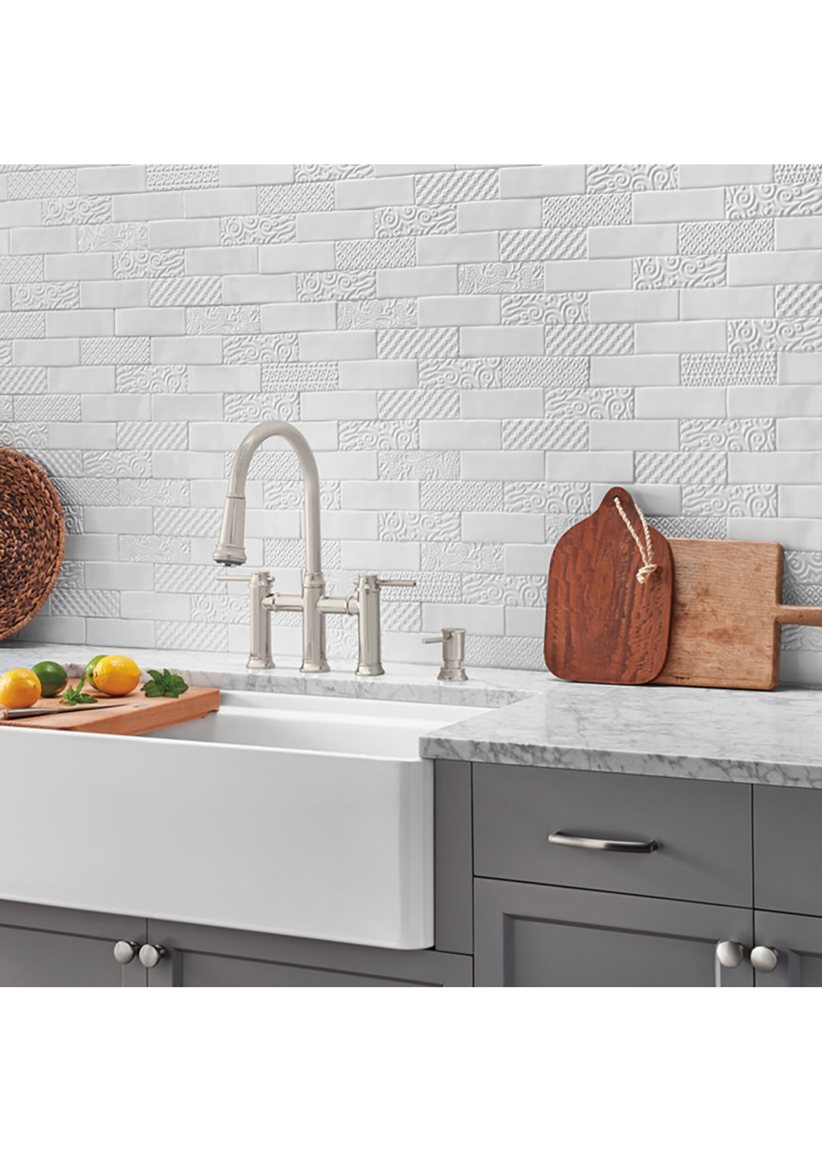 Top Knobs Bergen Knob