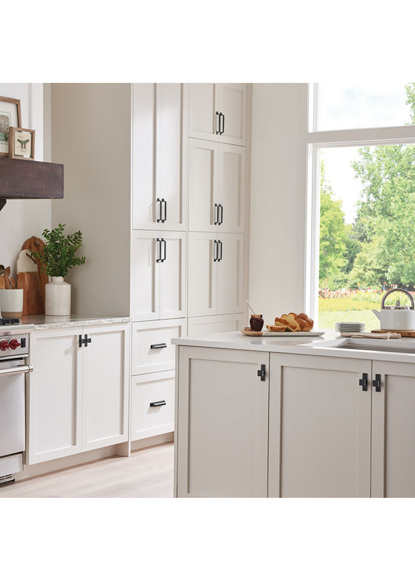 Top Knobs Channing Knob