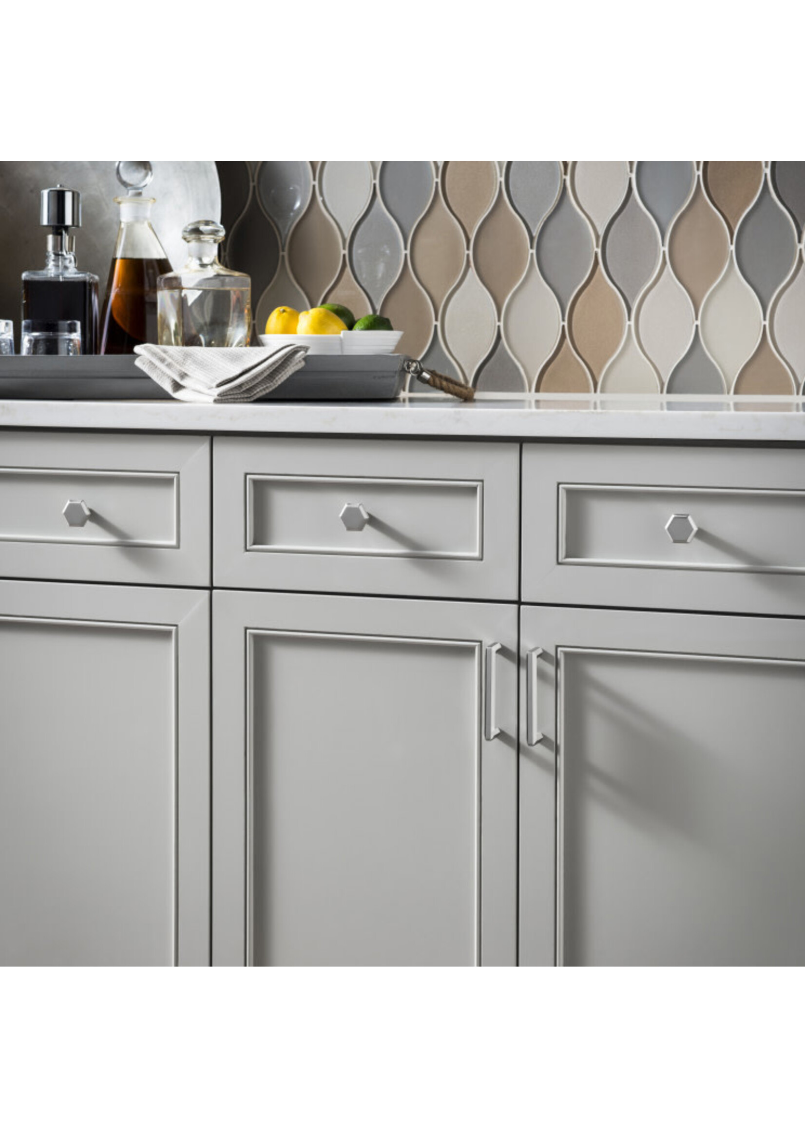 Top Knobs Lydia Pull