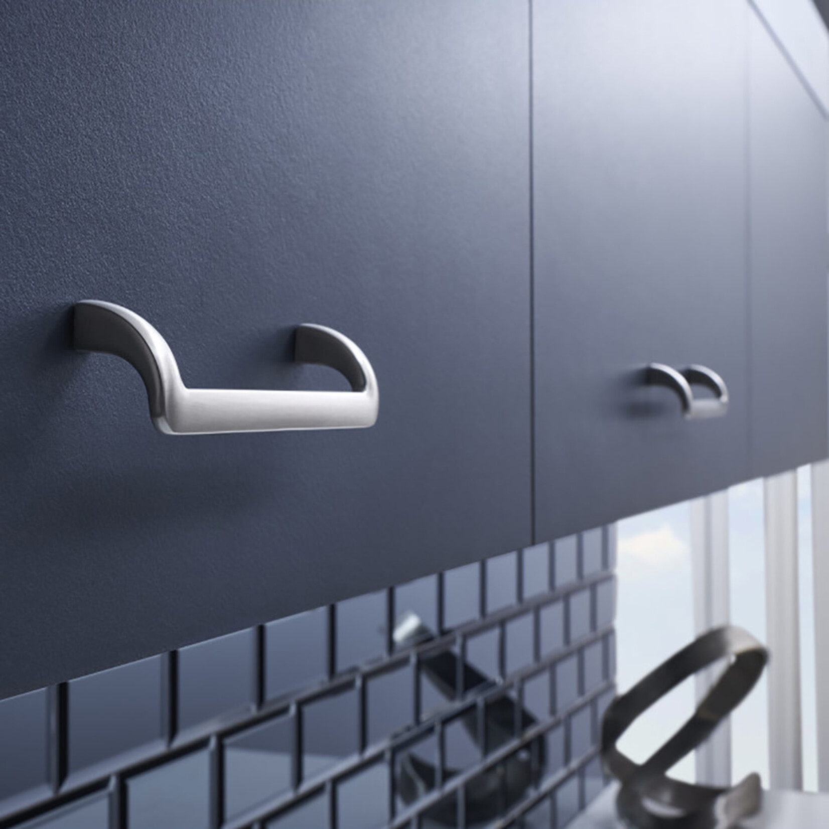 Top Knobs Kentfield Pull