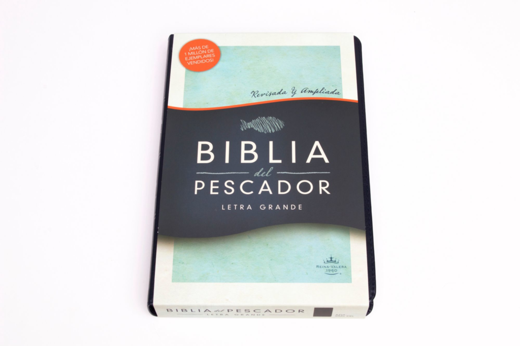 HOLMAN EN ESPANOL RVR 1960 Biblia del Pescador letra grande, azul símil piel