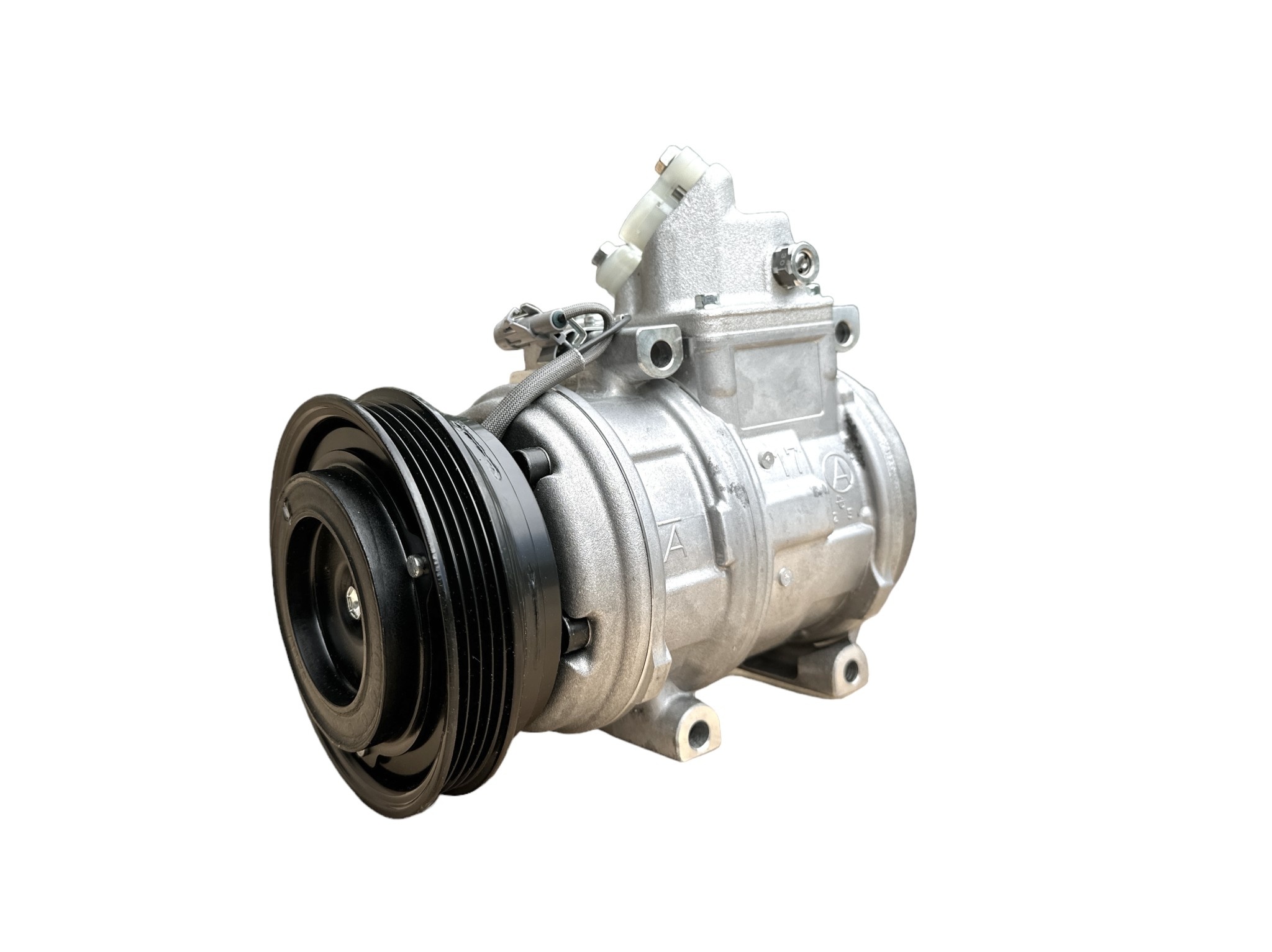 AC Compressor (R134a) - Denso 10PA17 Toyota Land Cruiser HDJ100 w/1HDFTE (& Rear AC) 4 groove pulley - 88320-60720 OEM