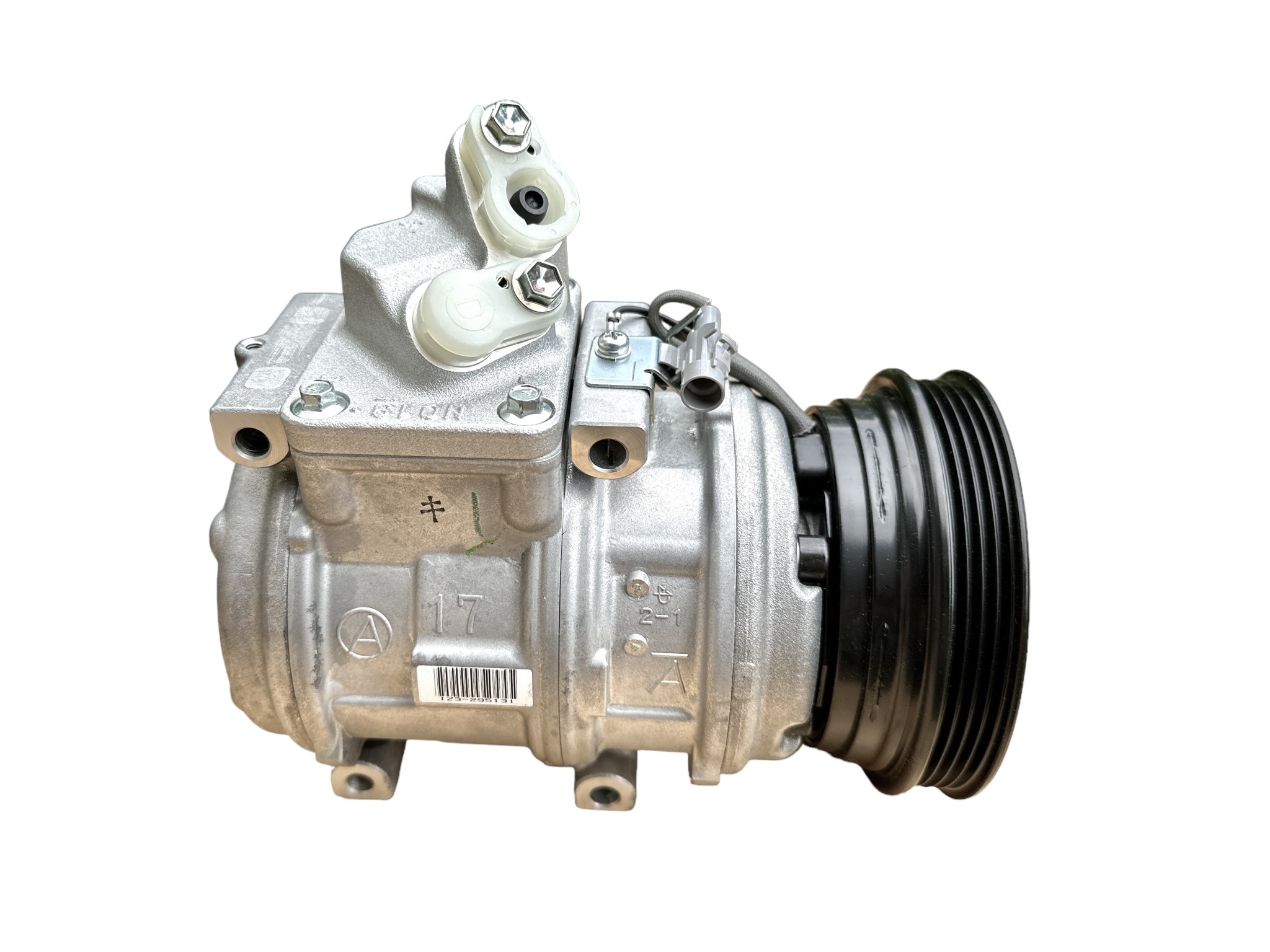 AC Compressor (R134a) - Denso 10PA17 Toyota Land Cruiser HDJ100 w/1HDFTE (& Rear AC) 4 groove pulley - 88320-60720 OEM