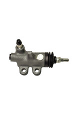 Slave Cylinder, Clutch - Land Cruiser 3B BJ40/2, & early BJ60 - short clutch slave (w/pushrod) (Japan) - 31470-60050