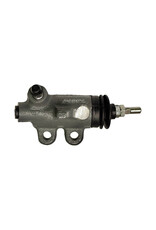Slave Cylinder, Clutch - Land Cruiser 3B BJ40/2, & early BJ60 - short clutch slave (w/pushrod) (Japan) - 31470-60050