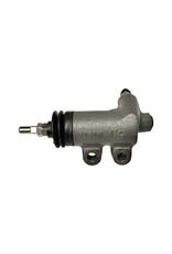 Slave Cylinder, Clutch - Land Cruiser 3B BJ40/2, & early BJ60 - short clutch slave (w/pushrod) (Japan) - 31470-60050