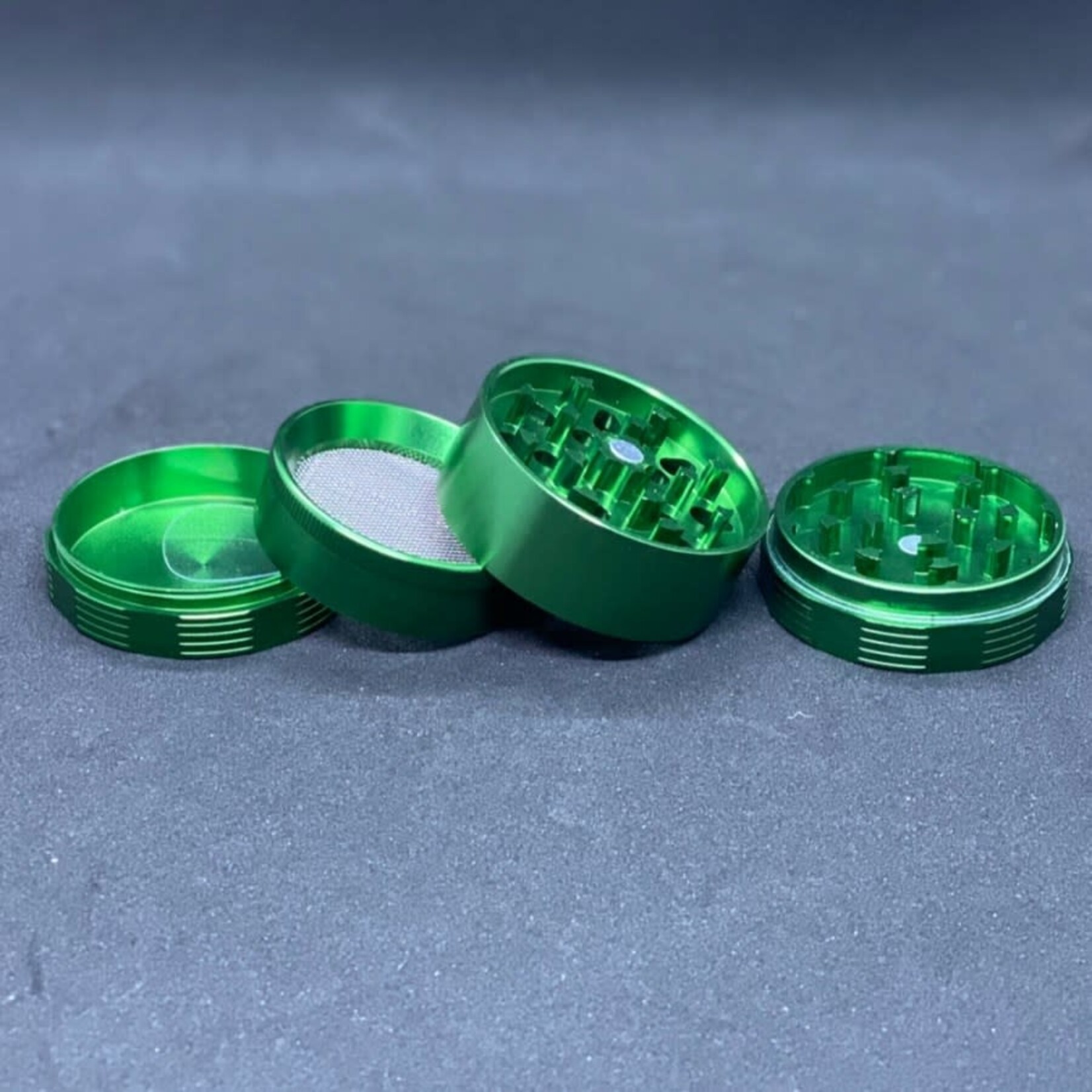 Smokerz Glass SMKZ            Flat Edges 4 Part Medium Grinder        G093