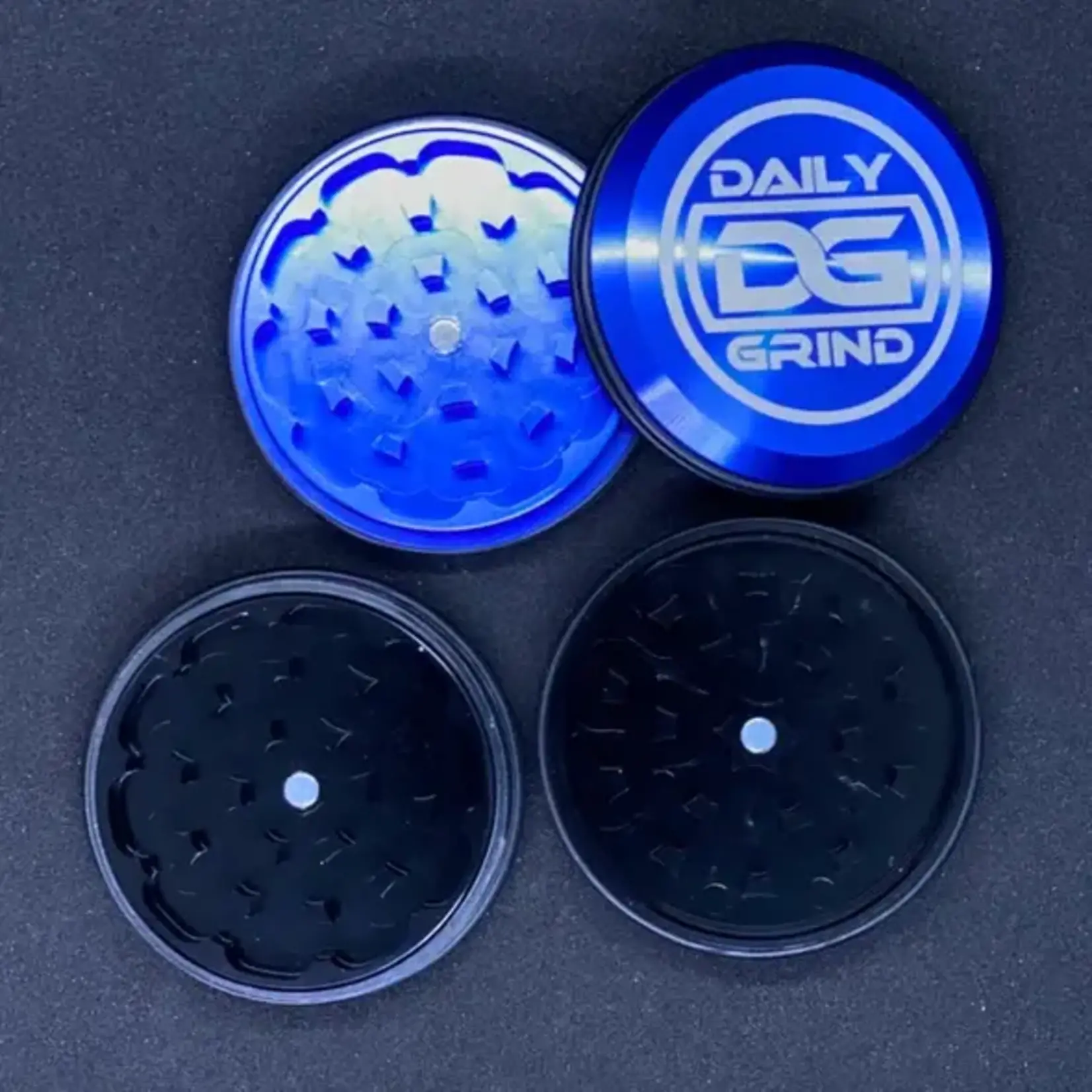 Smokerz Glass SMKZ                     Heavy Rim Grip 2.5" 2 Part Grinder                G097