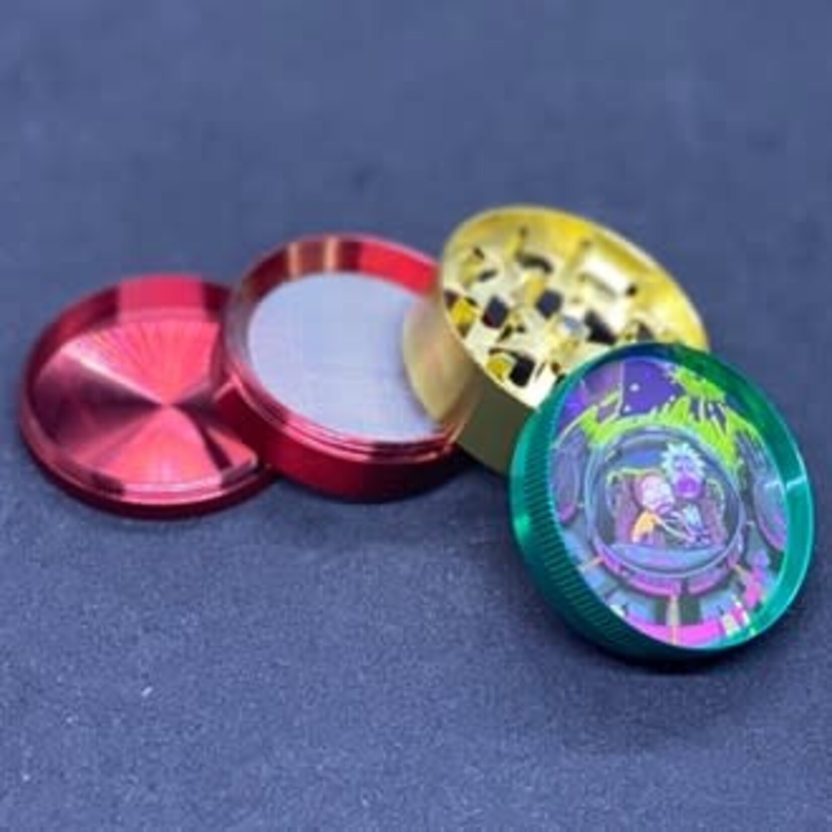 Smokerz Glass SMKZ                   Medium Rasta With Cartoon Sticker Grinder                 G108