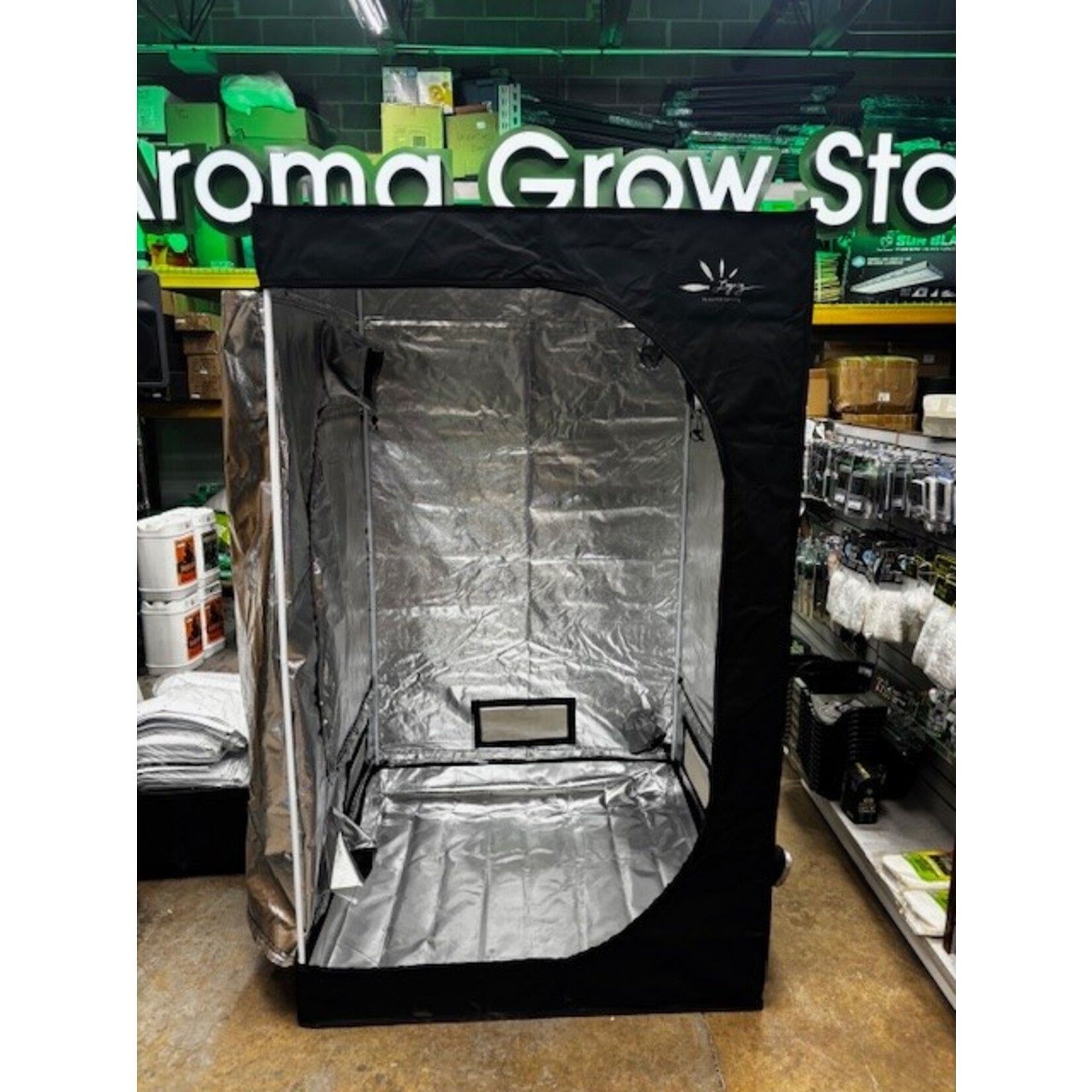 4' x 4' Aroma Grow Sunlife by Legacy Indoor Grow Tent