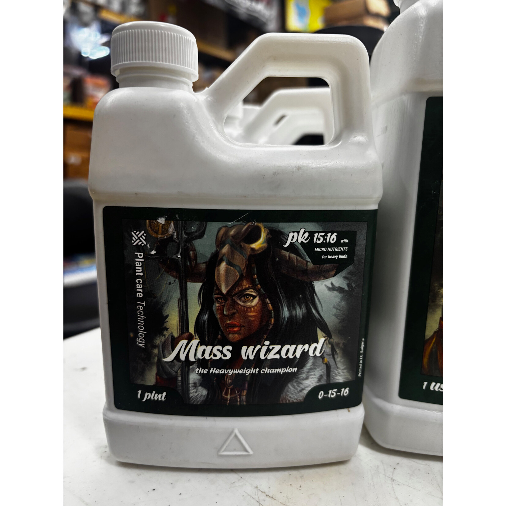 Nutriling Nutriling Mass Wizard 0-15-16 Pint  Big Bloom Booster Fertilizer for Flowers - High in Phosphorus and Potassium Vegetable Fertilizer, Hydrangea Fertilizer, Orchid Food and Hydroponic Plant Food for Big Bud