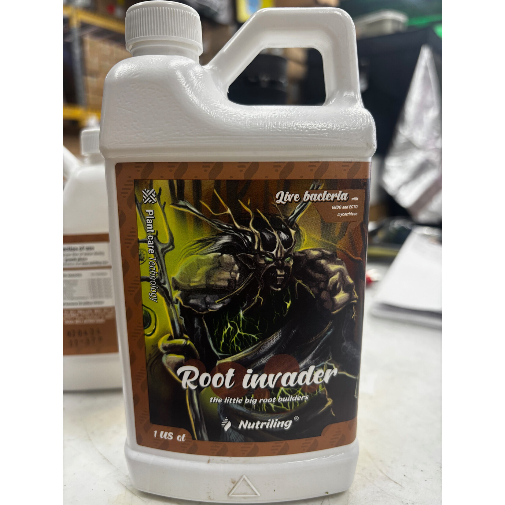 Nutriling Nutriling Root Invader Quart  Liquid Mycorrhizal Fungi & Mycorrhizae for Plants Fertilizer- Root Invader - Liquid Root Stimulator for Plants