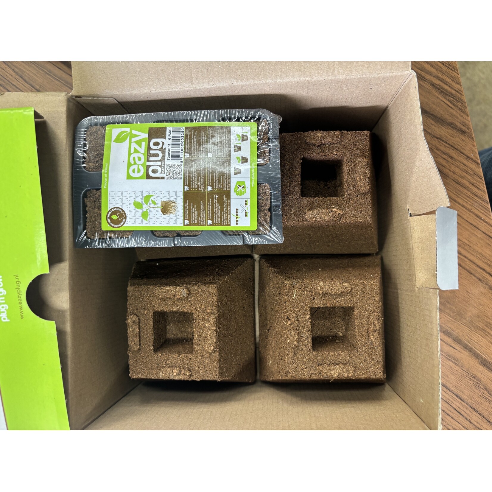 Easy Plug Eazy Plug Sea of Green Kit - 6 plugs 4 pyramids