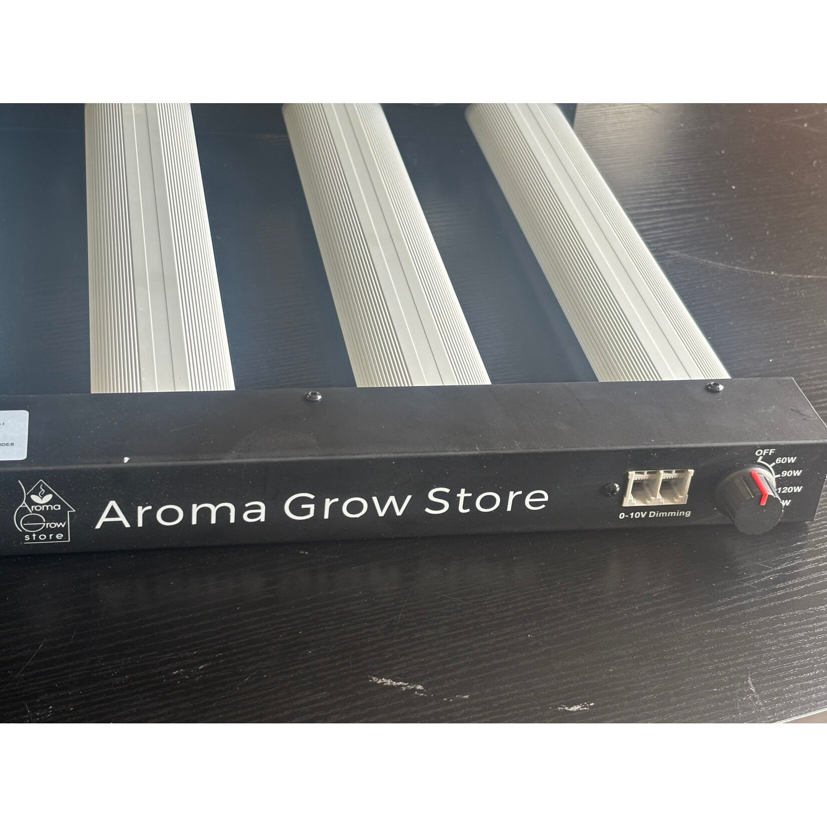 Aroma Grow LED Aroma Grow Light 15" x 15"   4 bar 150 watt Full Spectrum