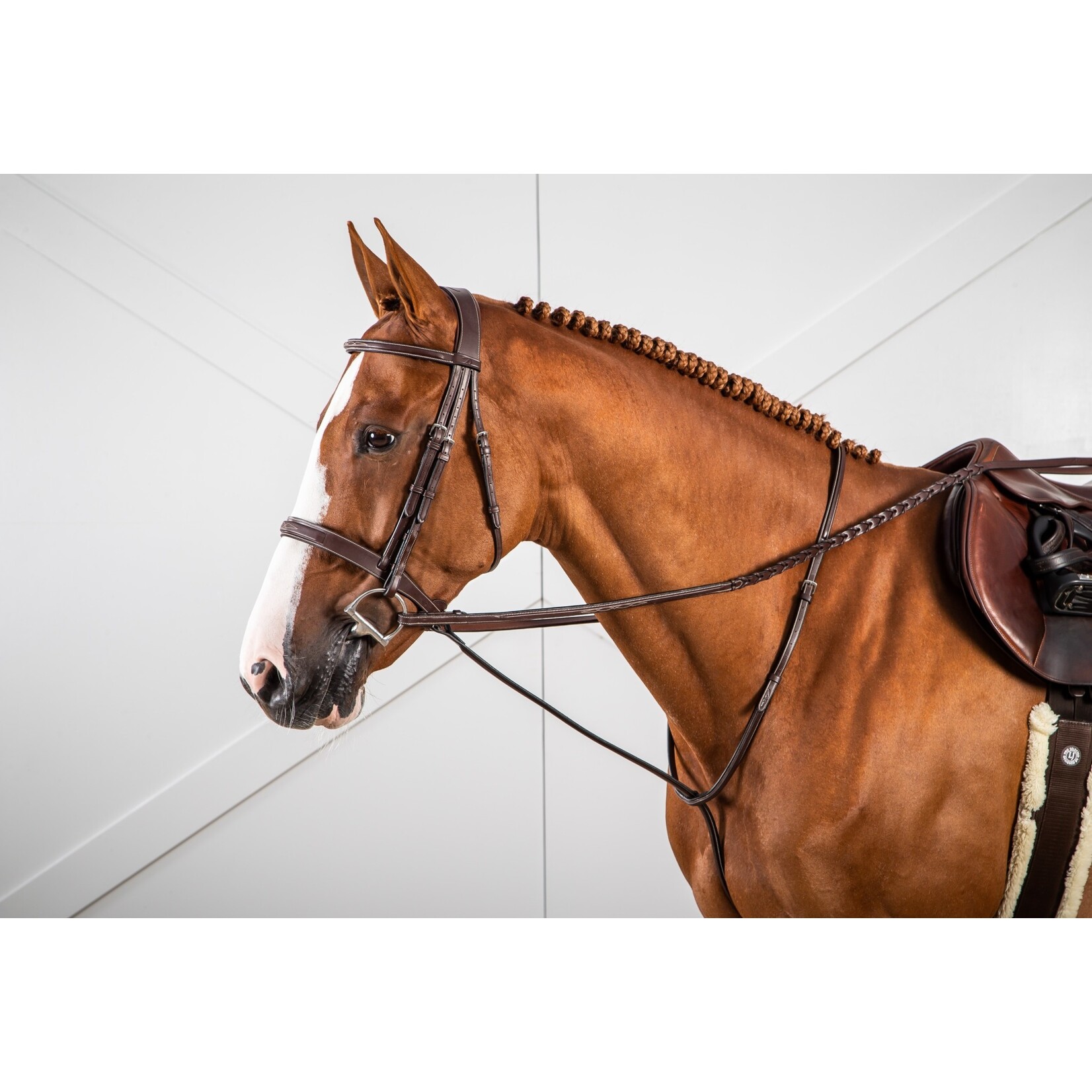 Dy'on US05R Dy’on 5/8” Hunter Laced Reins, Fancy Stitched, Cream Stitching, Nickel Hardware