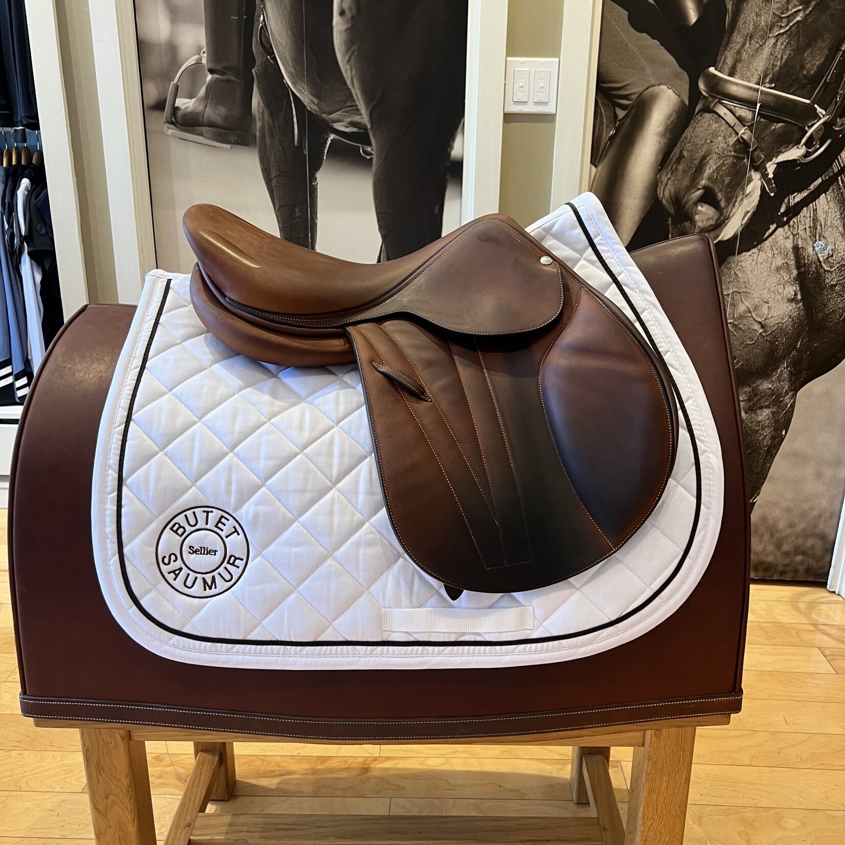 Butet Butet Integrated Premium M Seat Jumping Saddle