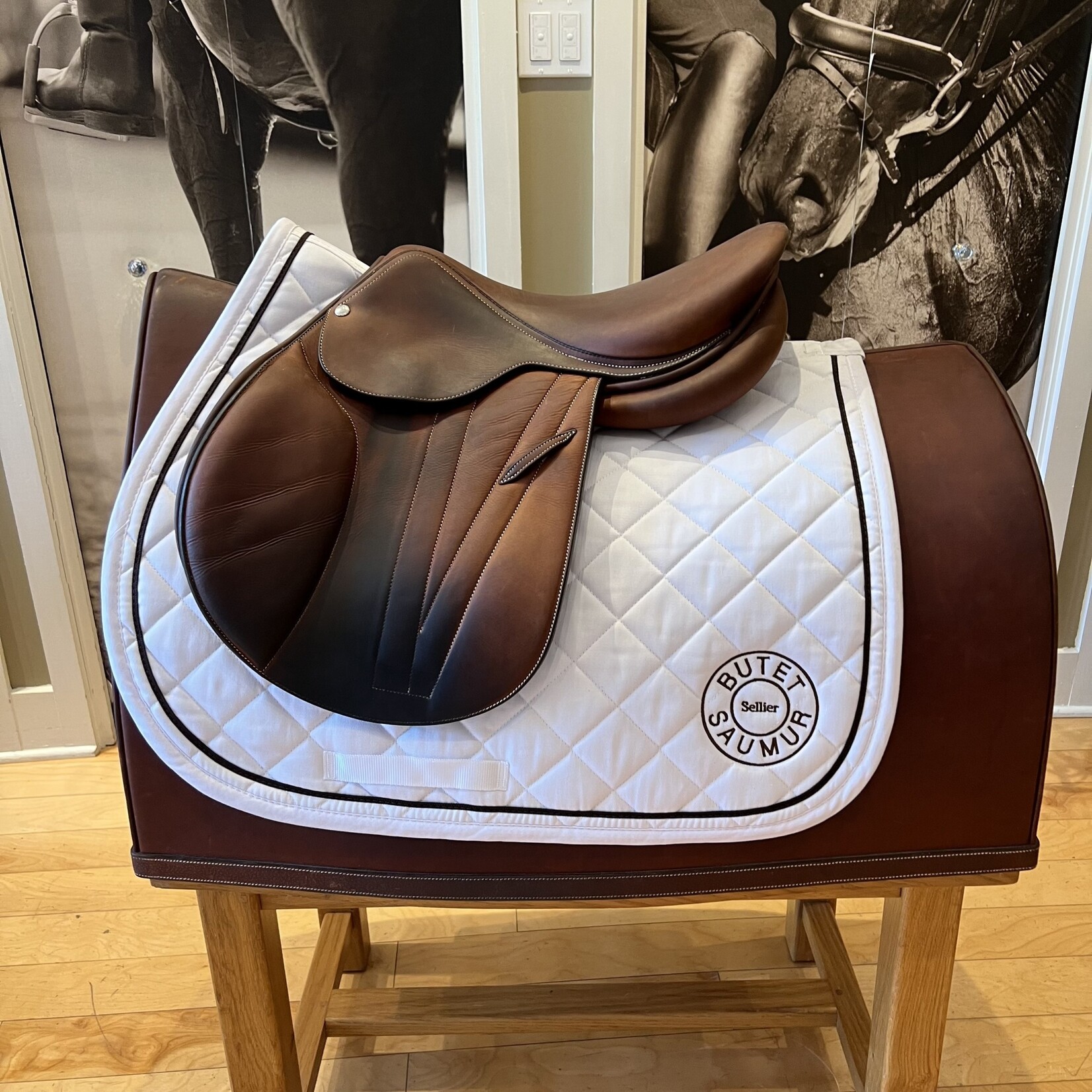 Butet Butet Integrated Premium L-Seat Jumping Saddle