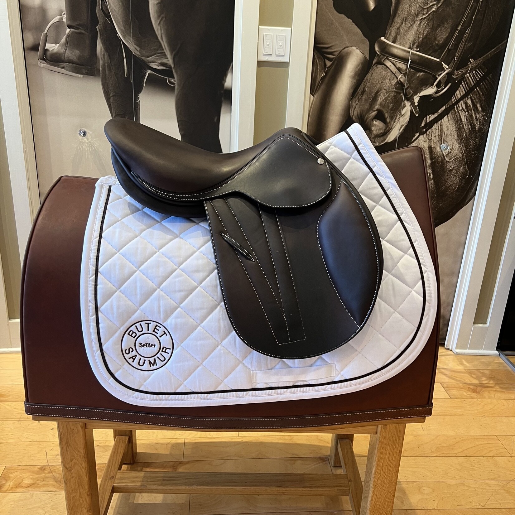 Butet Butet Integrated Premium L-Seat Jumping Saddle