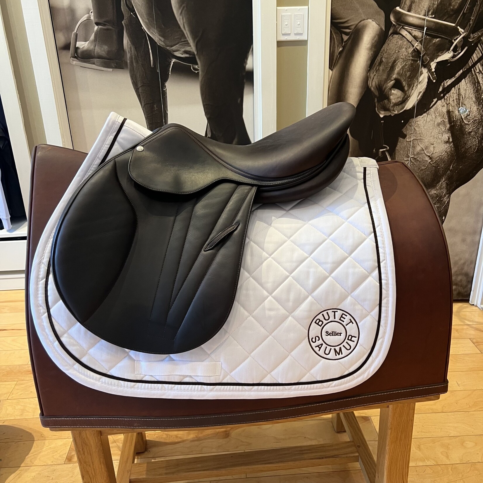 Butet Butet Integrated Premium L-Seat Jumping Saddle