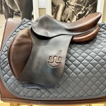 #18 1509 Consigned Bruno Delgrange Saddle 17.5" includes cover