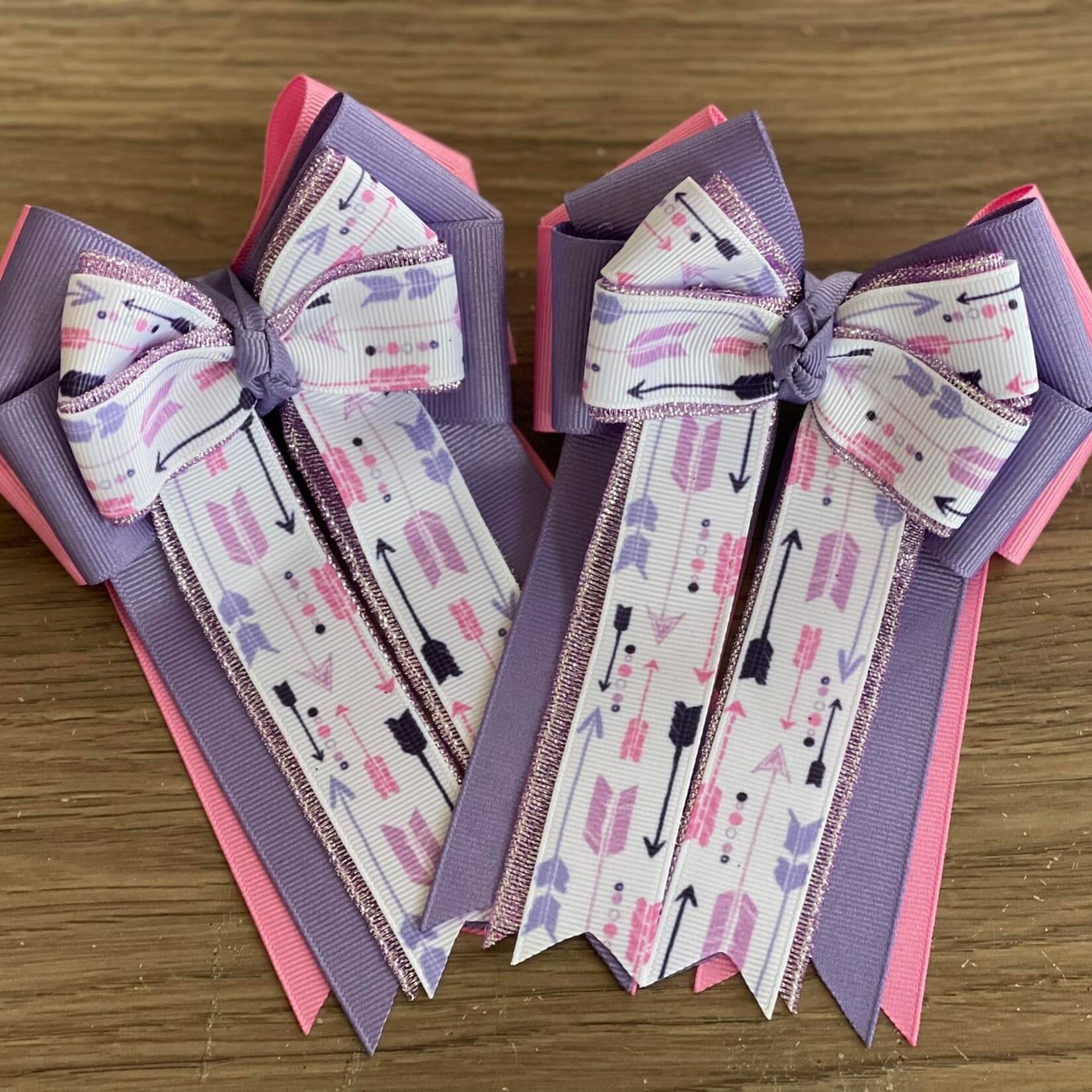Fabby Fab Fabby Fab Show Bows