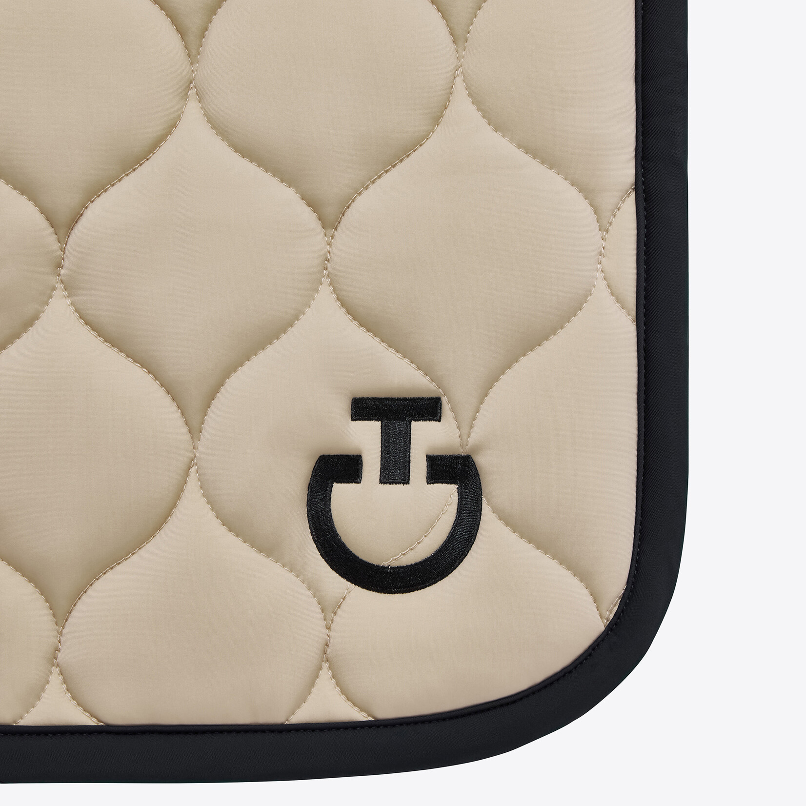 Cavalleria Toscana SOT103 Cavalleria Toscana Large Circular Quilted Jersey Jumping Saddle Pad