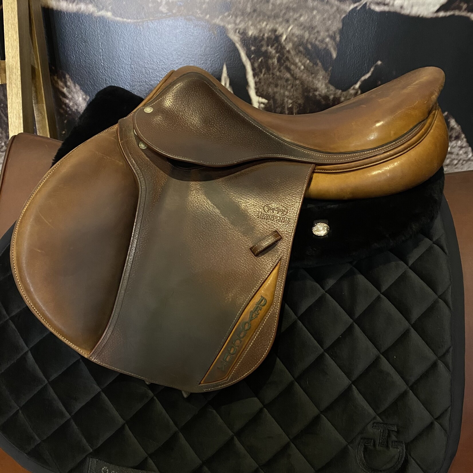 Devoucoux #779 13 Consigned Devoucoux Biarritz, 17.5” with 1A Flap, Normal Tree (meas 4.5” wide across buttons),  NO COVER