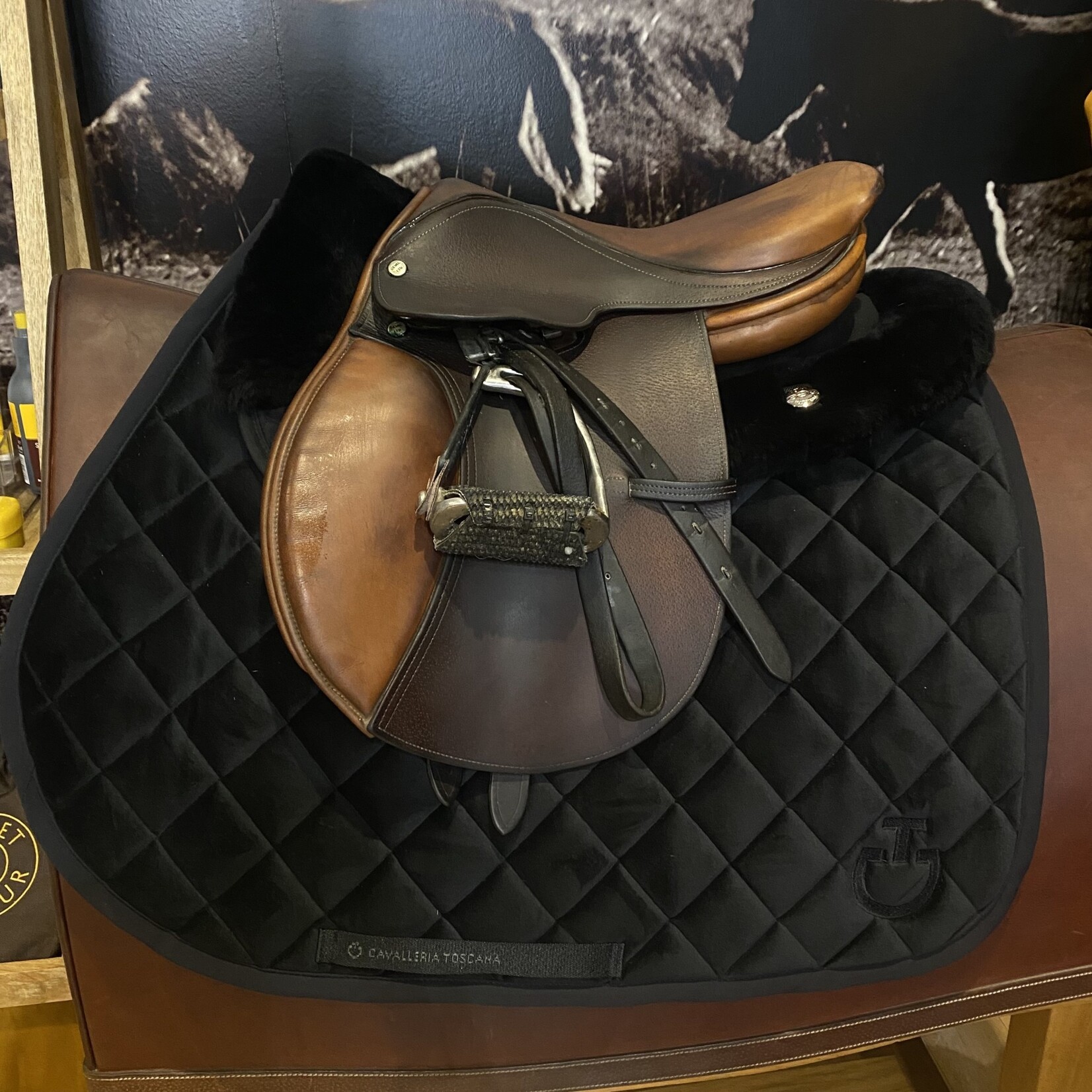 Beval Consigned Bevals Junior Saddle 14”, measurement from dot to dot is 4.5”, measures 11" flap length, measures 11.5" flap width, 4" safety stirrups and leathers included