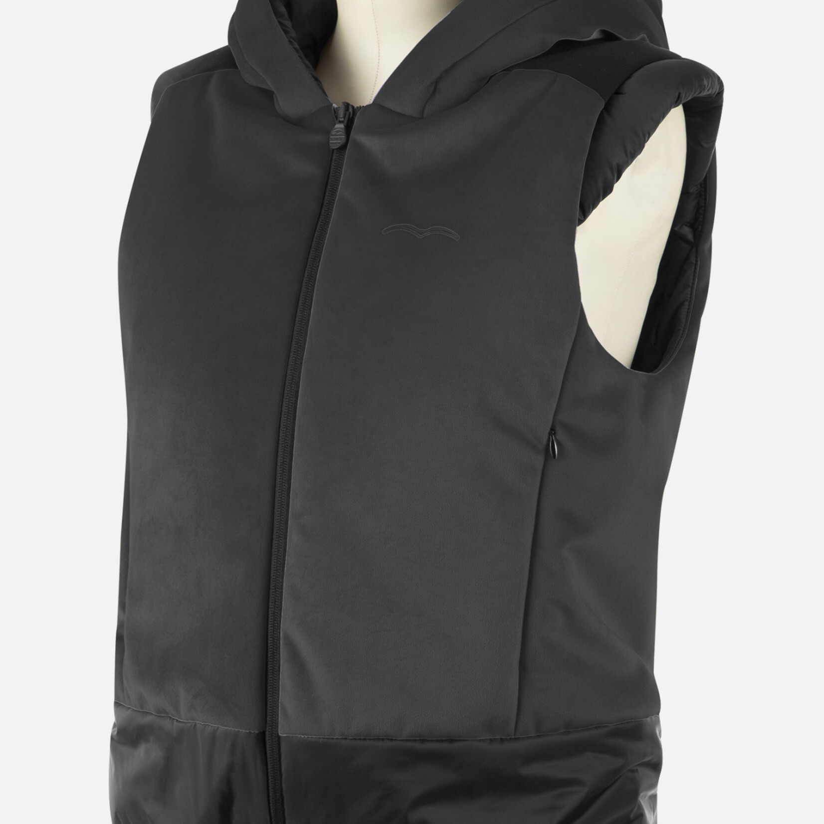 Animo Animo Lynx  Women's Ultra-soft and Cozy Eco-Friendly Zero Down Velvet Vest