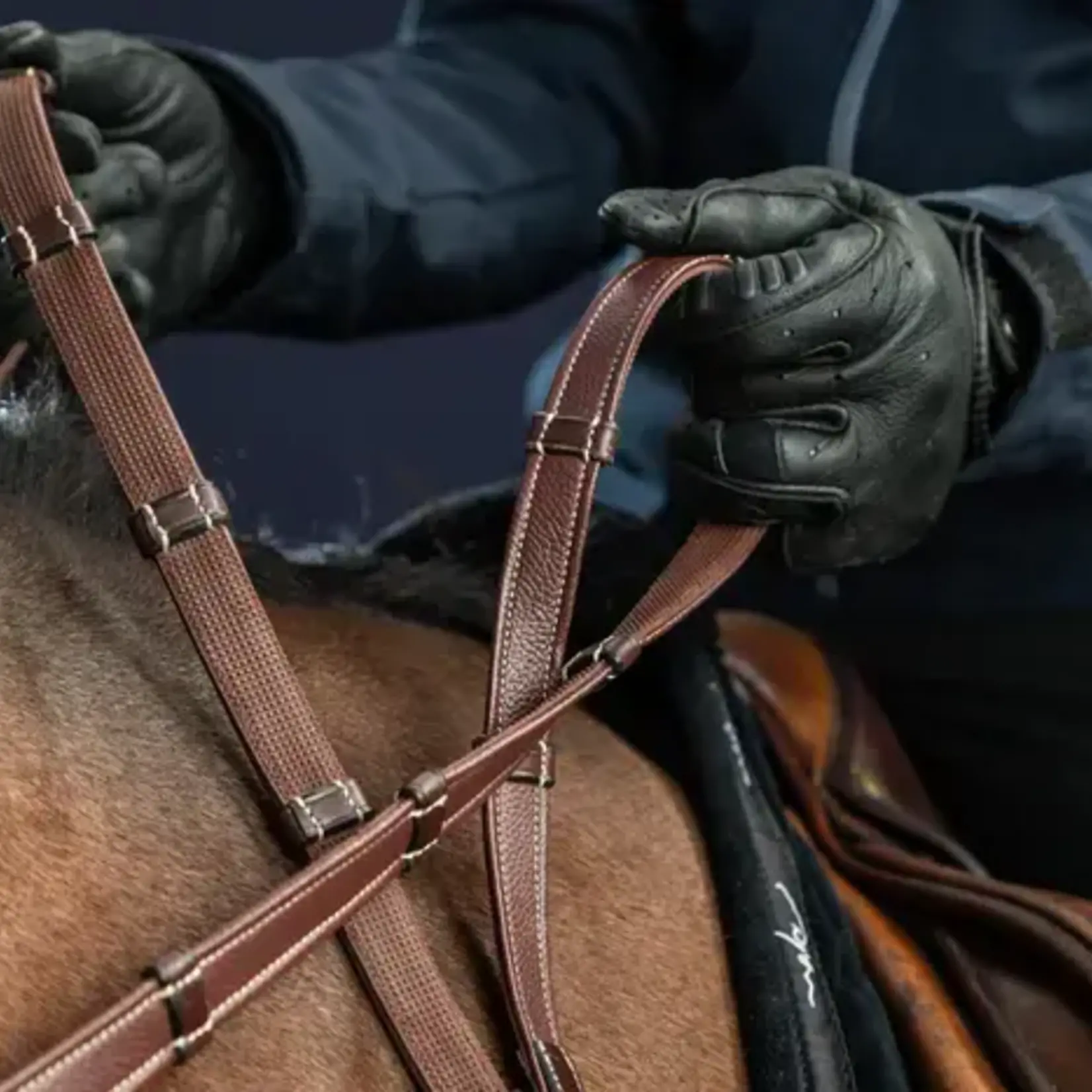 Dy'on US05G Dy’on 5/8" Hunter Collection, Fancy Stitch, Flat with 7 stops Hunter reins with extra soft leather and rubber grip lining, Stainless Hardware