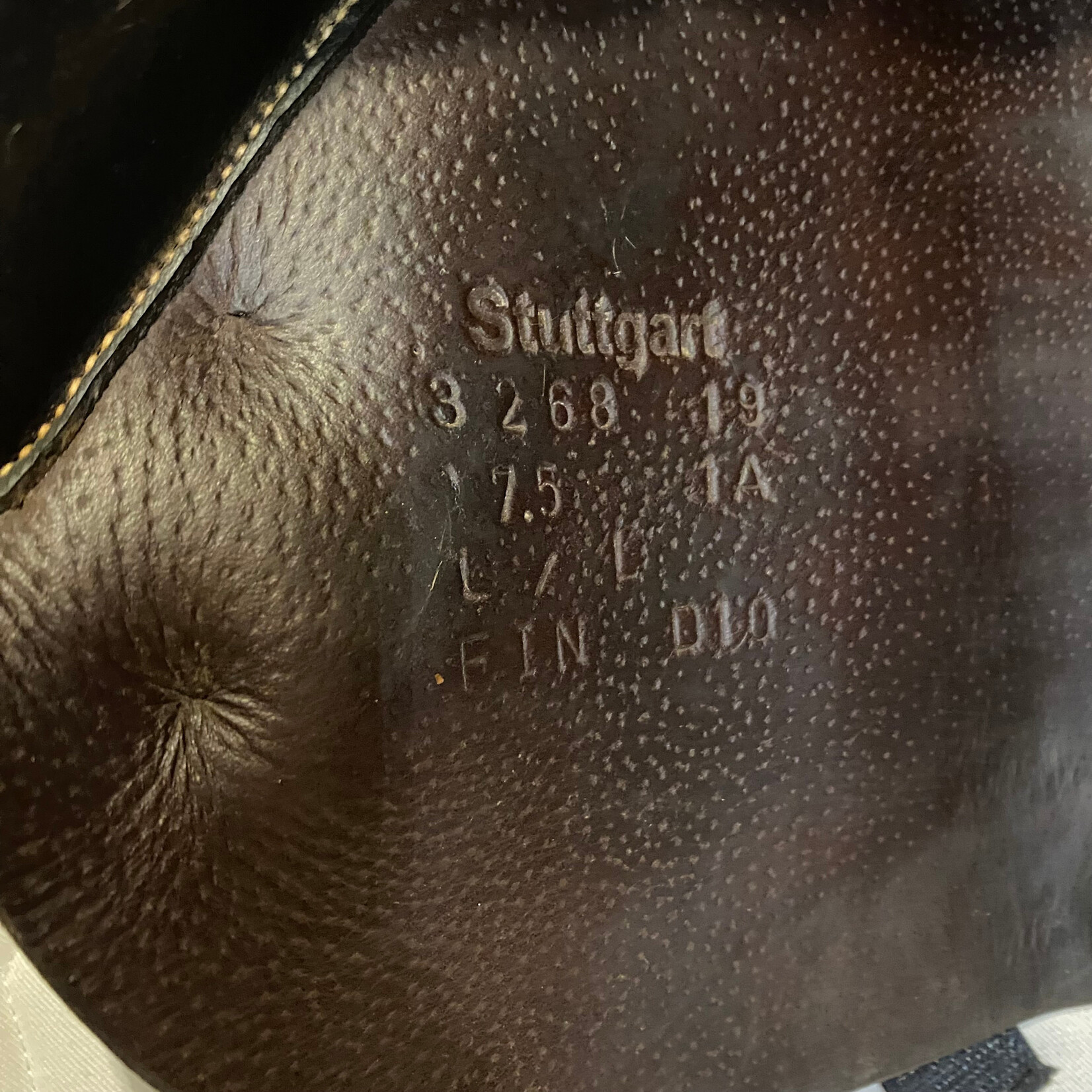 Voltaire #3268 19 Consigned Voltaire Stuggart Jumping Saddle, Full Buffalo Leather 17.5”, 1A flap, FIN Panels, comes with Voltaire Cover