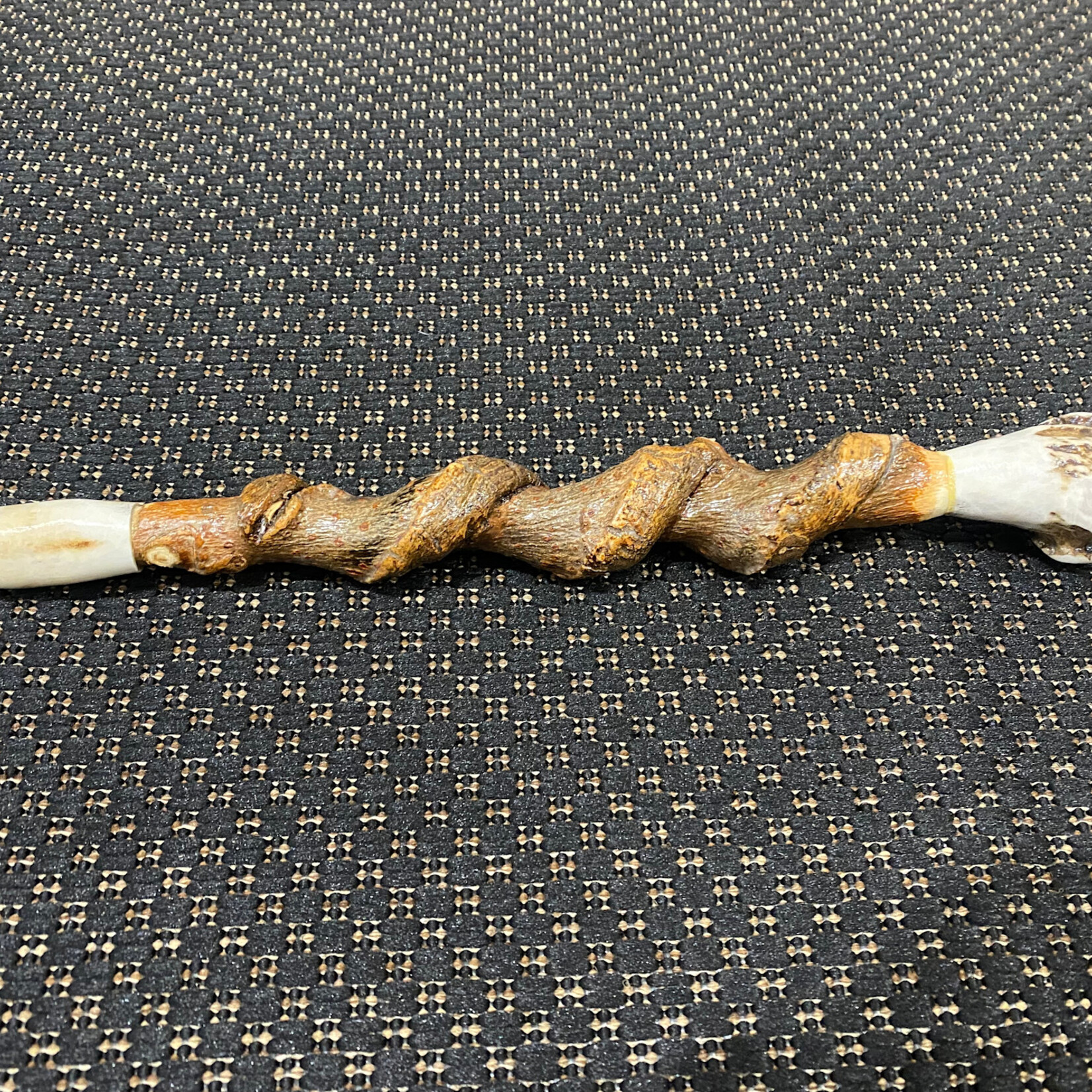 Fleck Hunt Whip, Nylon Laquered, Twisted Holly Handle, Staghorn Button