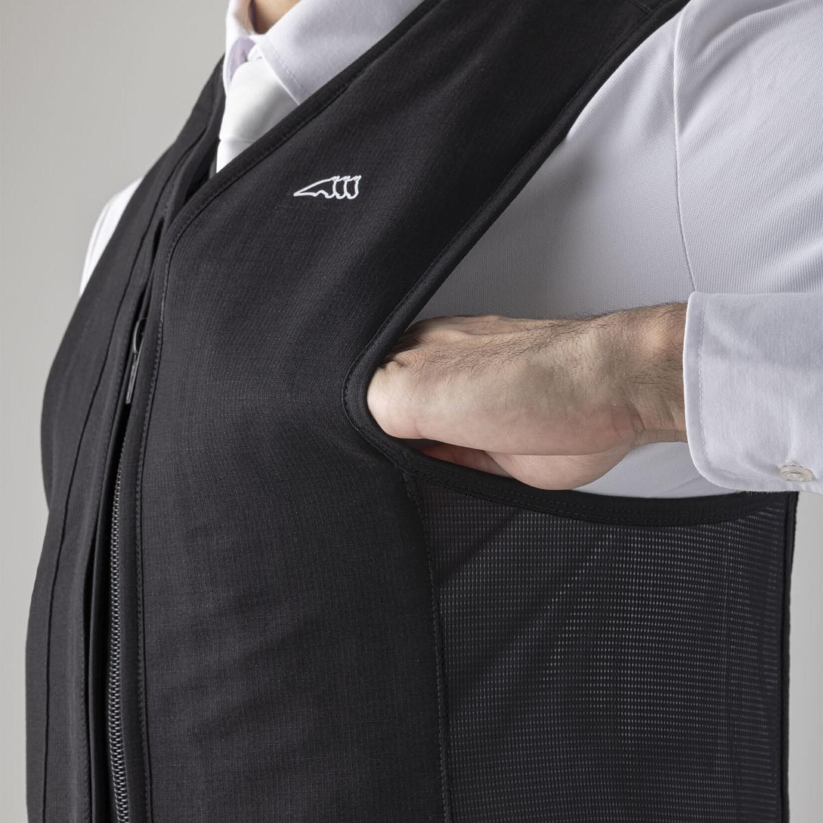 Equiline Q10104 Equiline Belair - Allshot Unisex Hybrid (Air Bag + Level 1 D30 Back Protector) Vest, includes 1 cartridge