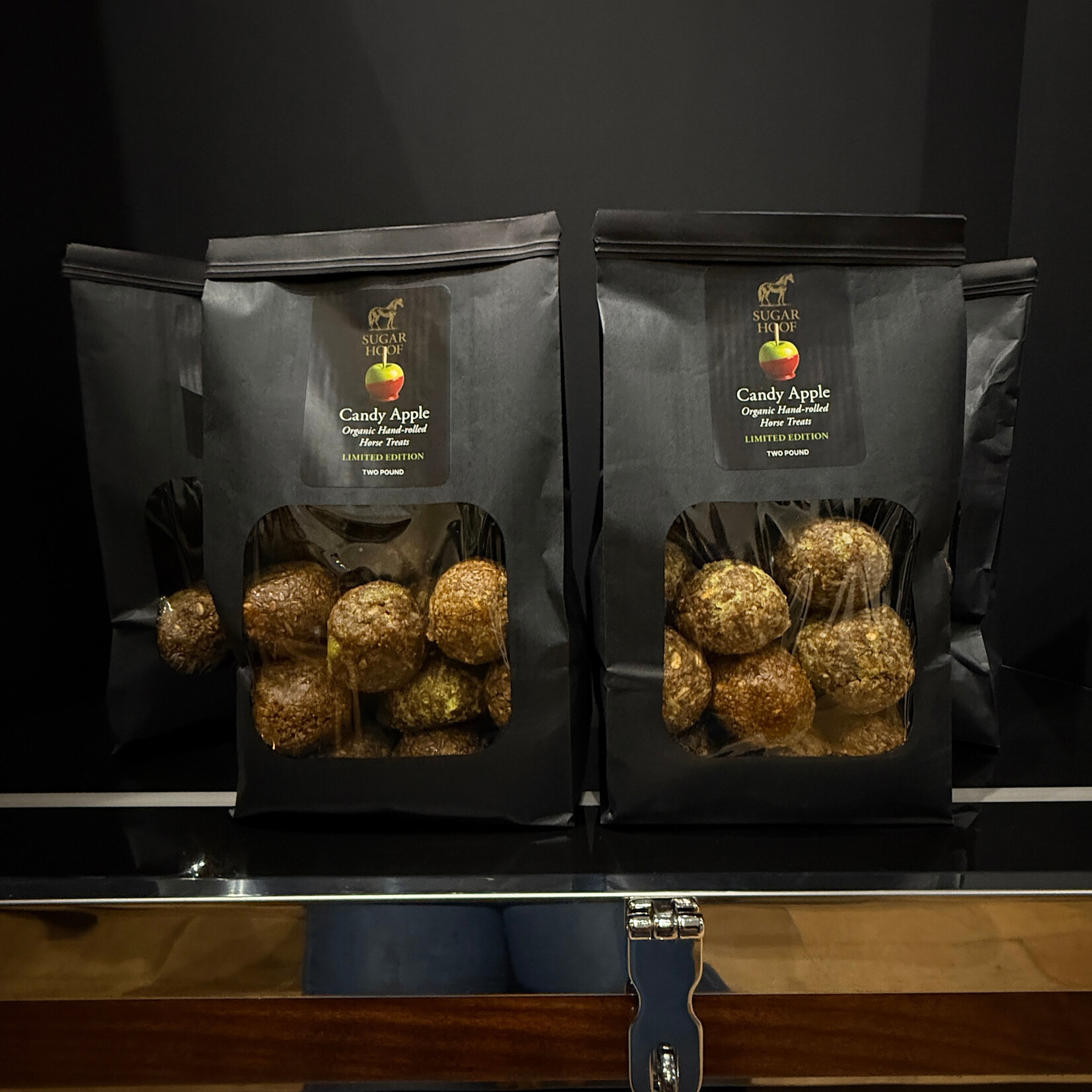 SUGAR HOOF Sugar Hoof Handmade Whole Ingredient Horse Treats, 2lb Candy Apple