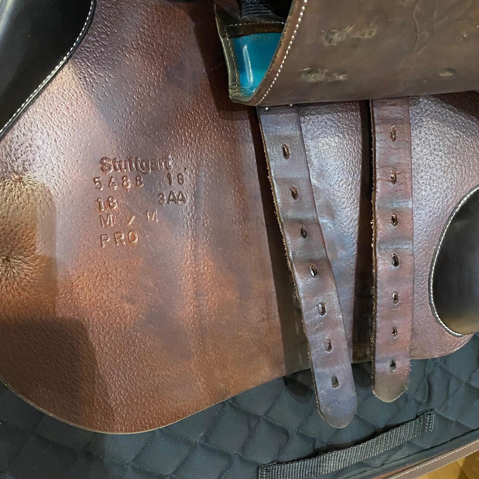 Voltaire #5488 18 Consigned Voltaire Stuggart Jumping Saddle, 18”, Deep Seat, 3AAA flap, Medium/Wide tree w/ Pro Panels, comes with Voltaire Cover