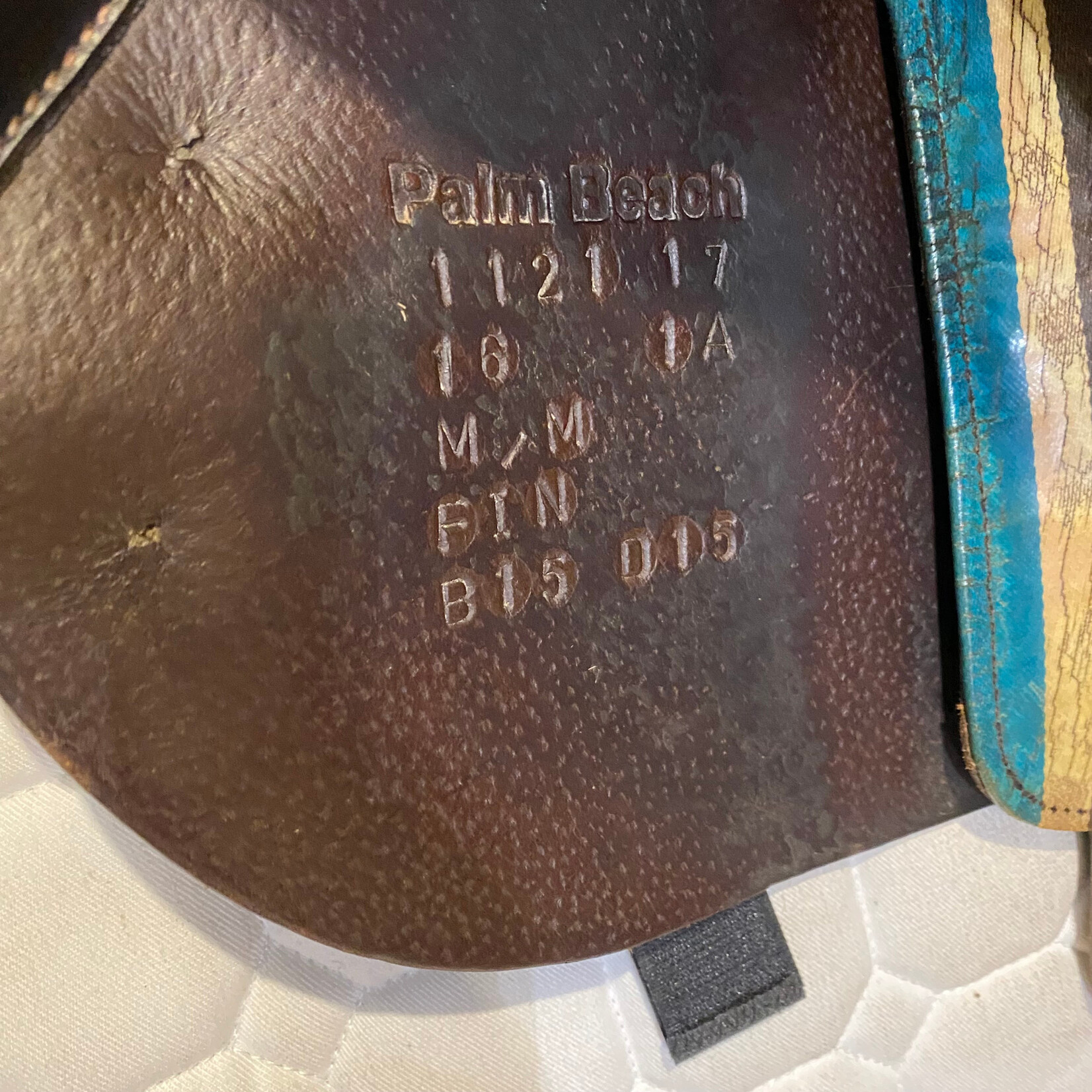 Voltaire #1121 17 Consigned Voltaire Jumping Palm Beach, 16”, 1A flap, Pro Panels, Medium Tree, includes Voltaire cover