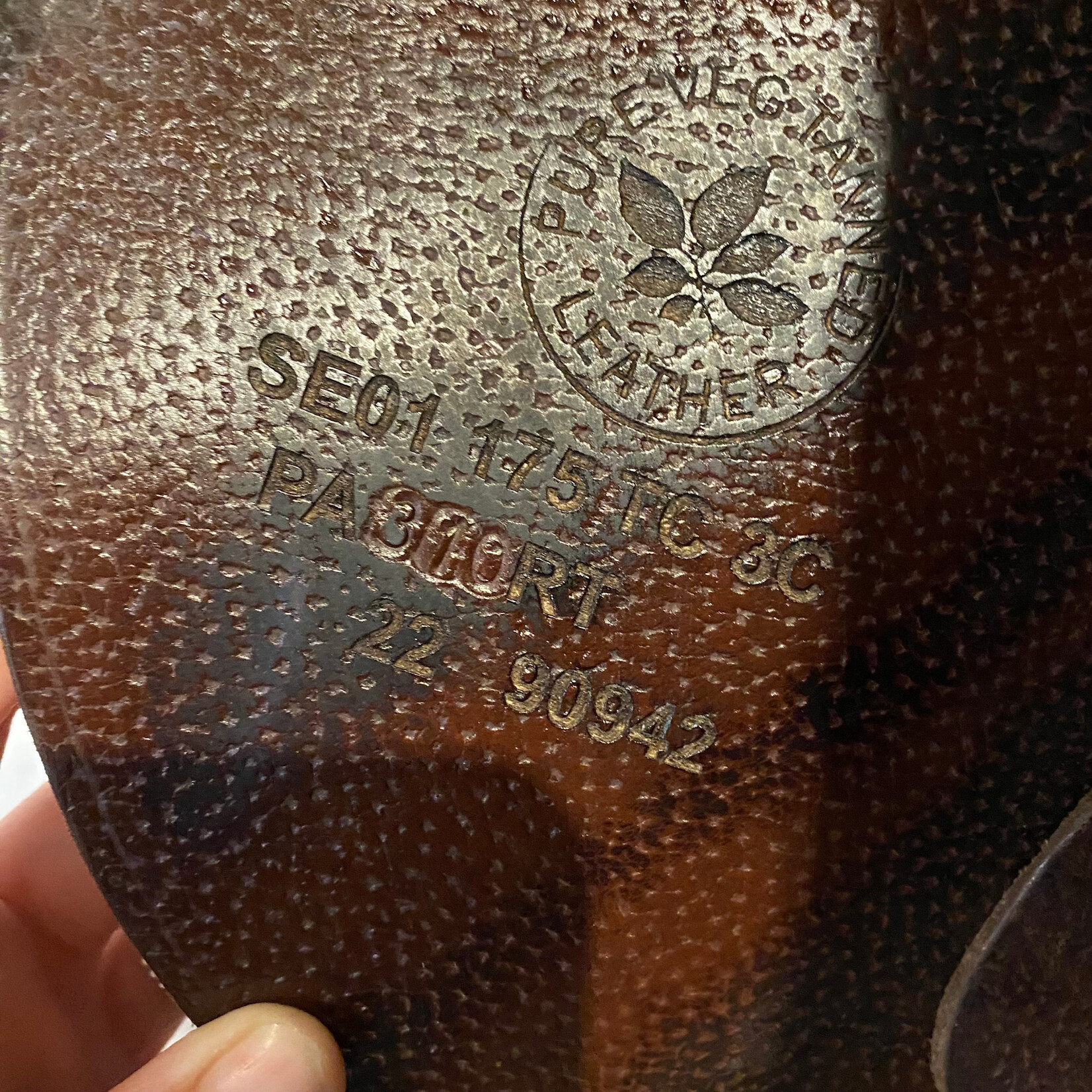 CWD #22 90942 Consigned CWD SE01 Saddle 17.5" TR Seat (Flat Seat) 3C (forward) Flap, PA & RT panels , includes 54" CWD Lined leathers