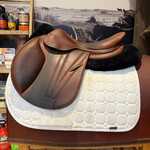 Butet #21 19414 Demo Butet Jumping Saddle Integrated Premium, M (Deep) 2 Flap 17" Gold , Front & Rear Std Blocks, MOU Memory Foam Panels, STD TREE, no cover