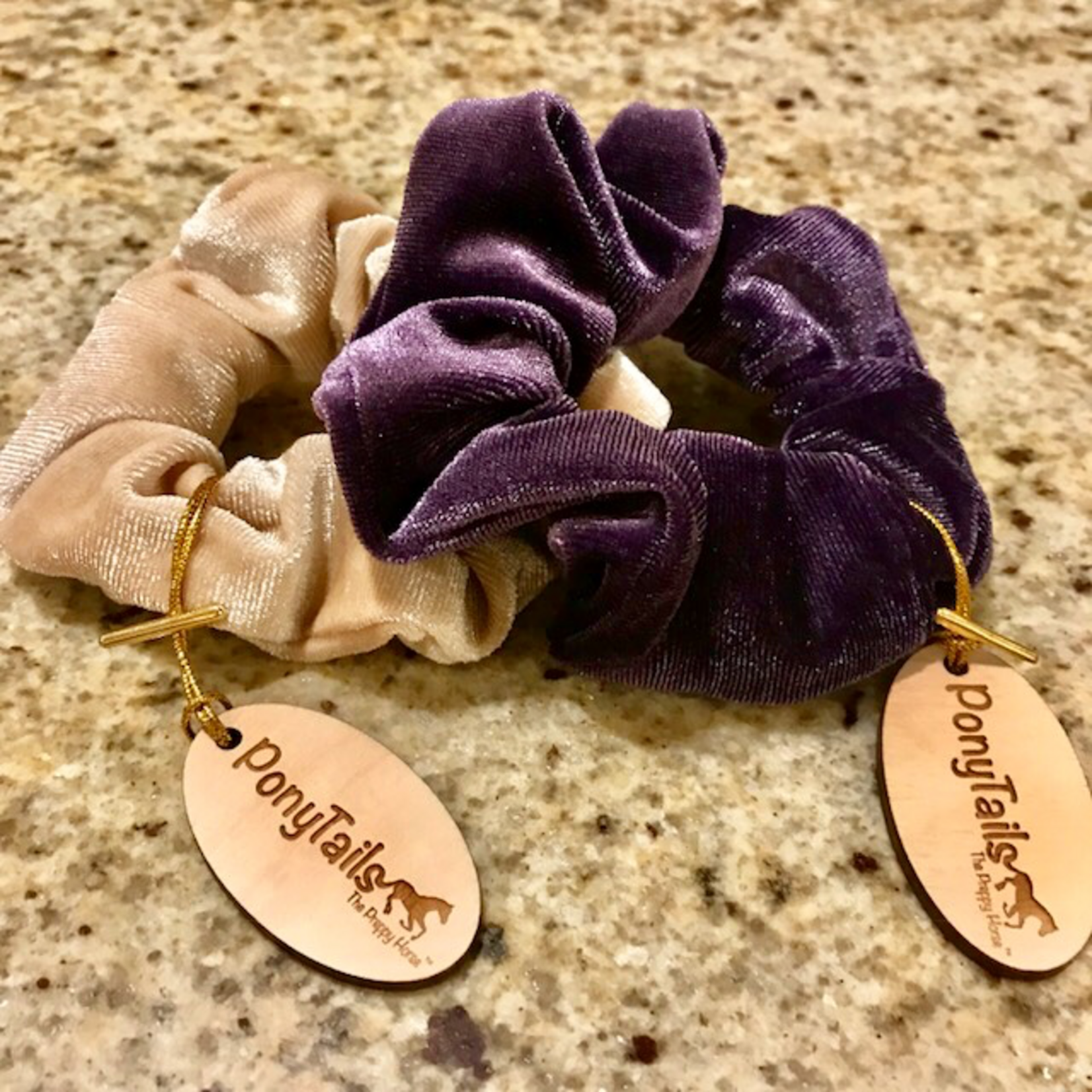 The Preppy Horse Preppy Horse Velvet Scrunchie