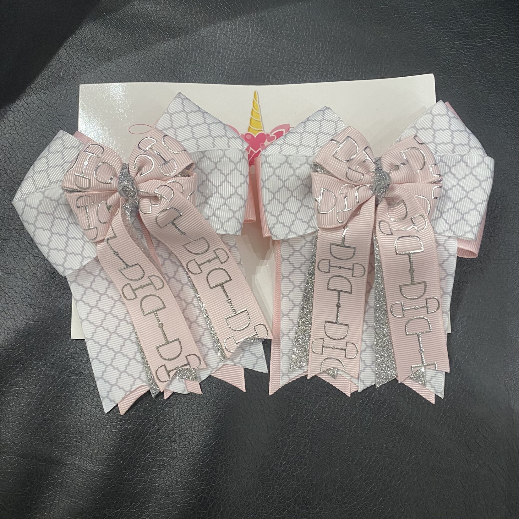 Fabby Fab Fabby Fab Show Bows