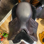 Butet #22 21789 Consigned Butet Jumping Saddle  Integrated Premium, L (Half-Deep Seat) 2.25L Flap, 17.5" Cachou, MOS Panel F B A E- T, STD Tree, includes Butet cove