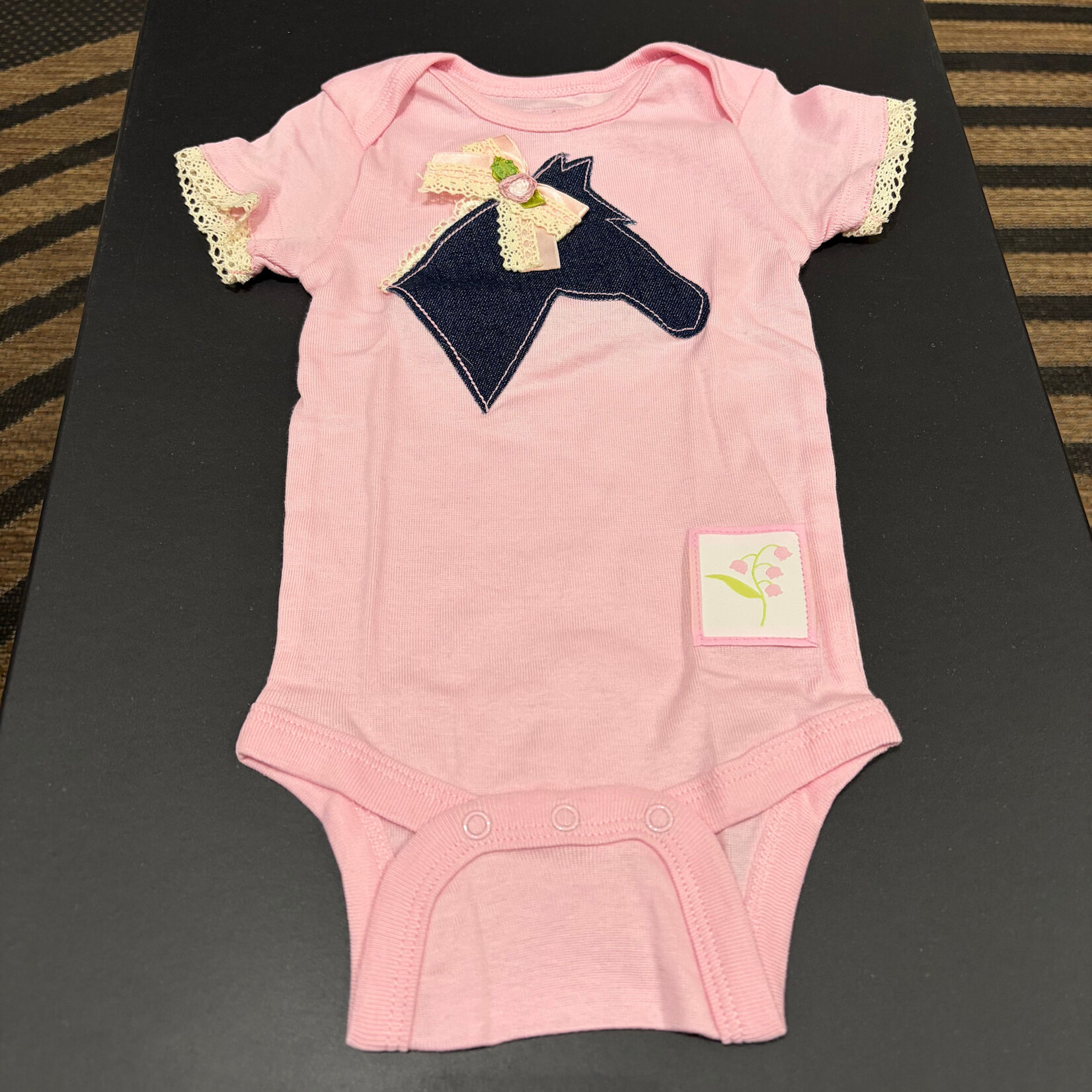 Claudia Anderson Girls Short Sleeve Bodysuit w/Horse Head