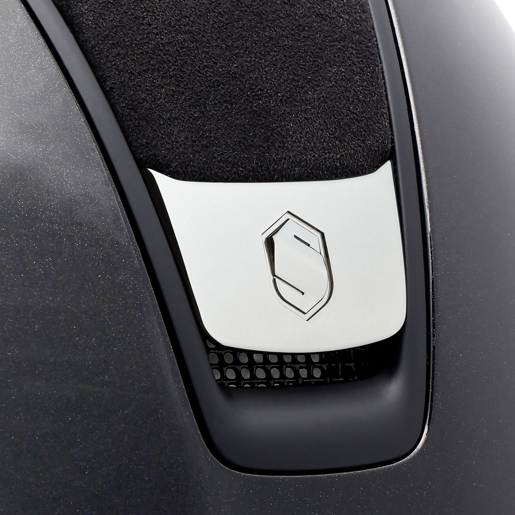 Samshield 2.0 #8 Fast Custom Samshield Miss Shield Shadow Glossy Helmet w/ Alcantara Top & Band, Matt Black Trim & Black Chrome Blazon, Sold as a kit with coordinating liner (sold separately)