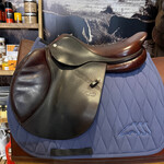 CWD #17 60058 Consigned CWD SE02 Saddle 18" TR Seat (1/2 Deep Seat) 4C Flap, PL (lower pommel), PA (less fill) RT (cut back at shoulders), includes cwd cover