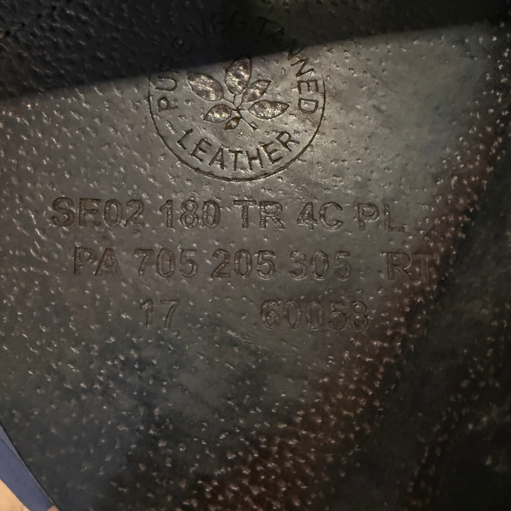 CWD #17 60058 Consigned CWD SE02 Saddle 18" TR Seat (1/2 Deep Seat) 4C Flap, PL (lower pommel), PA (less fill) RT (cut back at shoulders), includes cwd cover