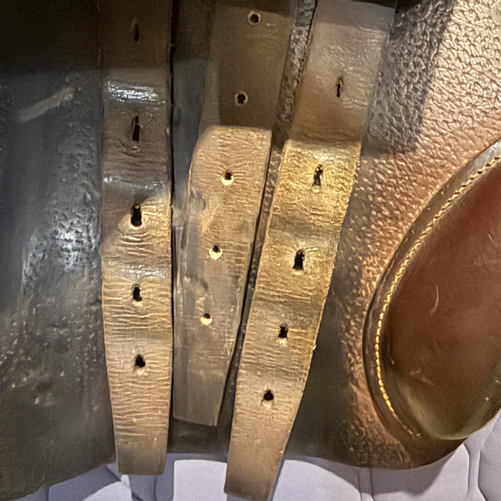 CWD #17 60058 Consigned CWD SE02 Saddle 18" TR Seat (1/2 Deep Seat) 4C Flap, PL (lower pommel), PA (less fill) RT (cut back at shoulders), includes cwd cover