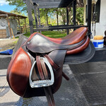 antares #18 0686 Consigned Antares Saddle, 17" seat, 2N flap dot to dot measures 4.5", no cover